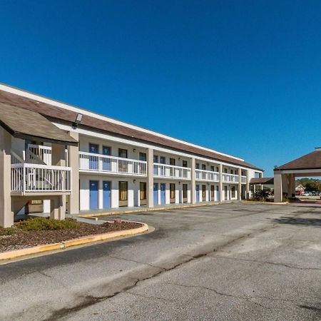 Motel 6-Holyoke, Ma Westfield Exterior photo